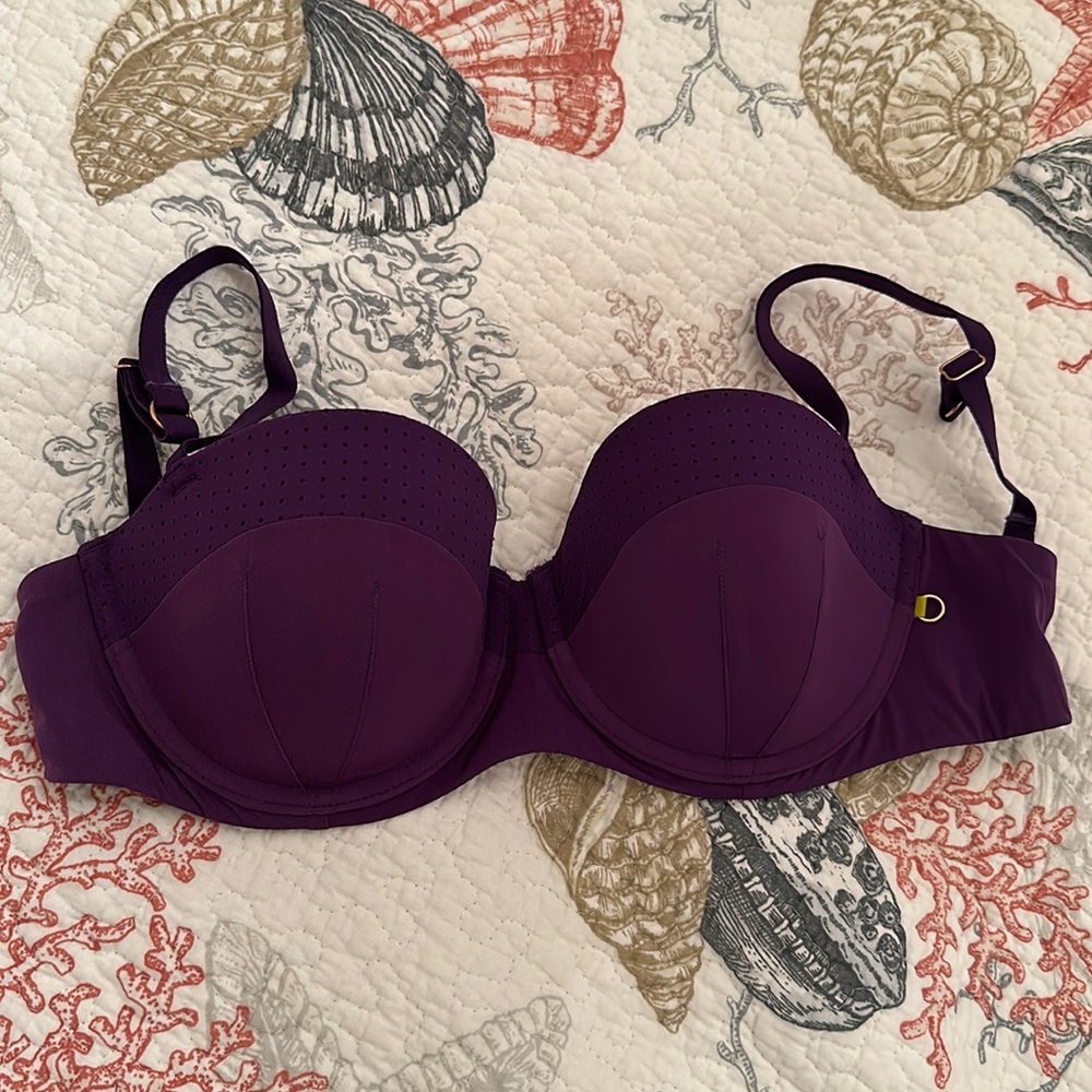 NWOT Elle Macpherson underwire bra